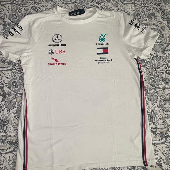 Mercedes AMG Petronas Formula One F1 Racing T Shirt Mens M Graphic Streetwear - Picture 1 of 14